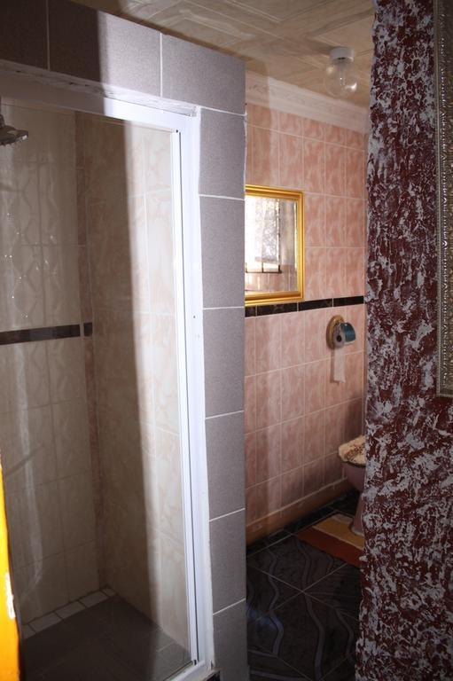 Guest House Macauly Johannesburg Exterior photo